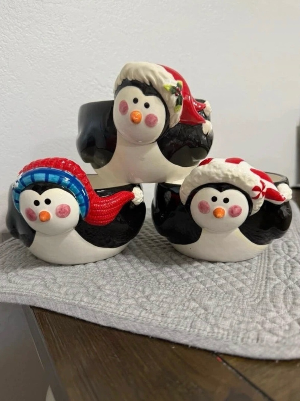 Festive Penguin Ceramic Bowl Set - Black & White